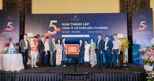 Món quà ý nghĩa đến từ Công ty CP Đầu tư & Phát triển Trà Tiên Thiên 